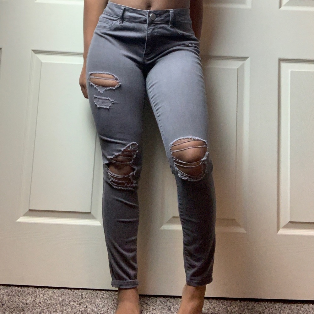 Grey boyfriend jeans